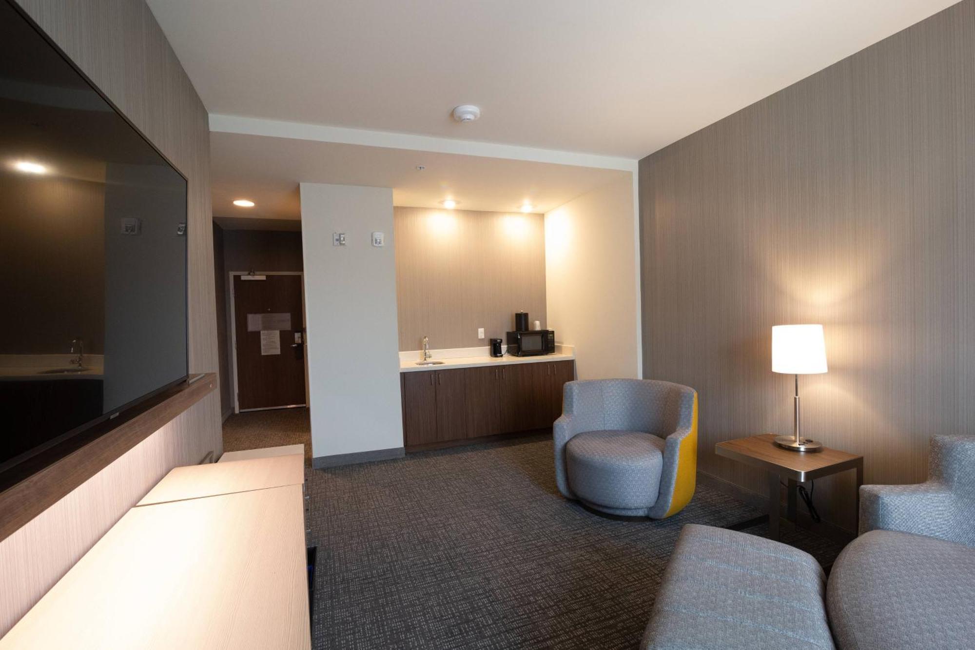 Courtyard By Marriott Картерсвилл Экстерьер фото